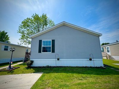 5239 Americana Ln, Casco, MI, 48064