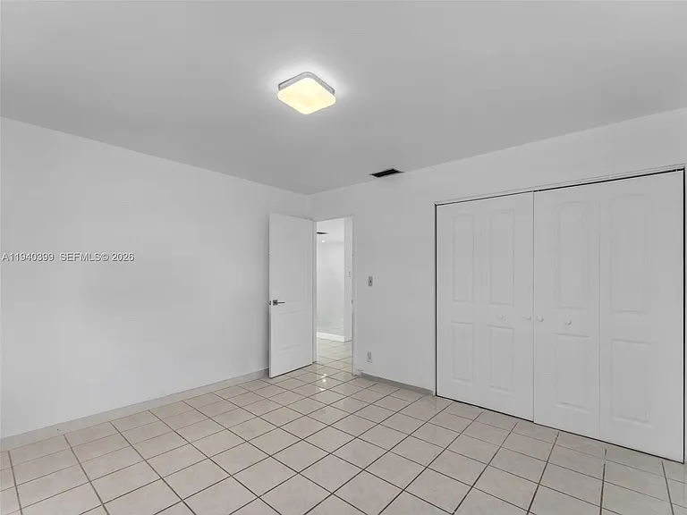 1811 SW 97th Ter #2 — Photo 18