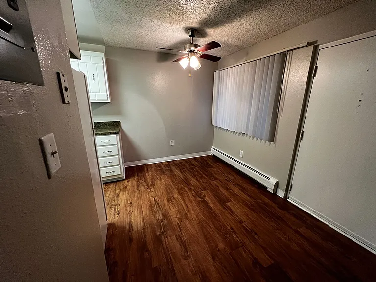 Crestview Apartments — Photo 66