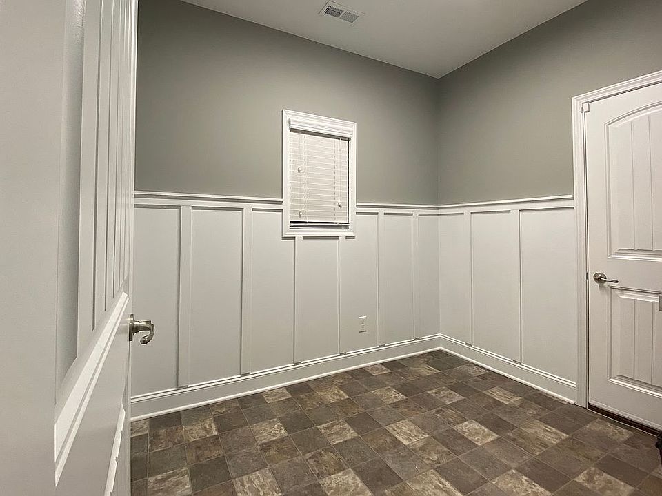 1st image of 2431 Clinging Vine Ln