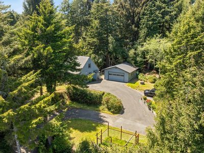 90252 Knob Noster Ln, Coos Bay, OR, 97420