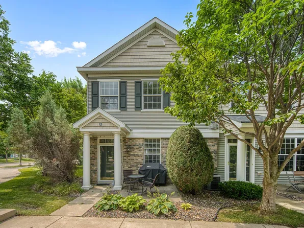 1573 Legacy Pkwy E Unit 6, Maplewood, MN 55109