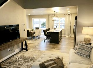 3382 Finger Rd, Green Bay, WI 54311