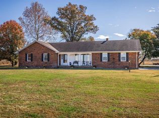 9585 River Rd, Lewisport, KY 42351
