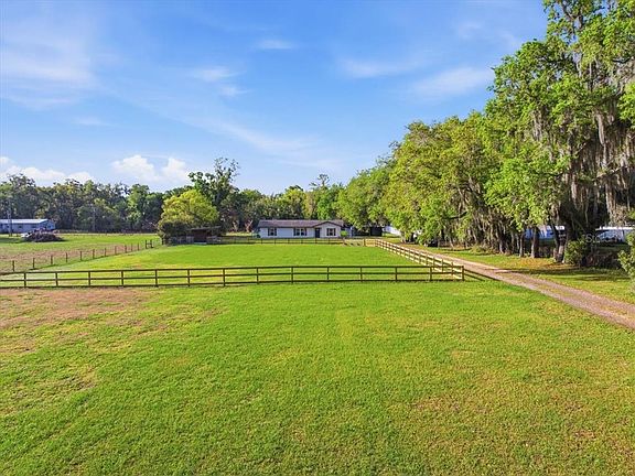 2nd image of 1601 Joe McIntosh Rd