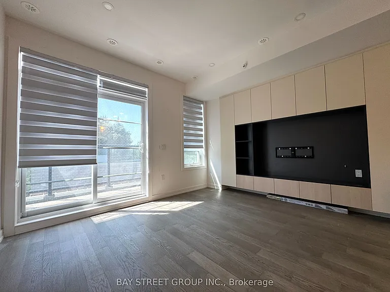 57 Finch Ave W #33 — Photo 6
