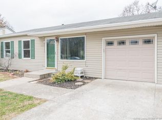 2011 E 8th St, Jeffersonville, IN 47130