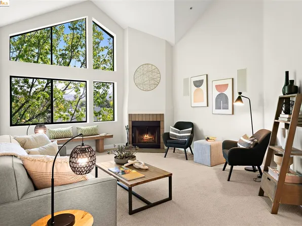 245 Perkins St APT 67, Oakland, CA 94610