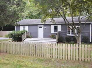 4 E End Ave, East Quogue, NY 11942
