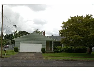 510 SE 166th Pl photo 1