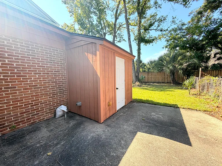 639 Windermere Blvd #A — Photo 20