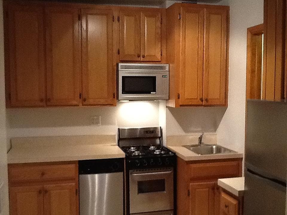 1st image of 71 W 85th St APT 1B