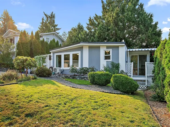 2587 B Selwyn Rd #19, Langford, BC V9B 4V4