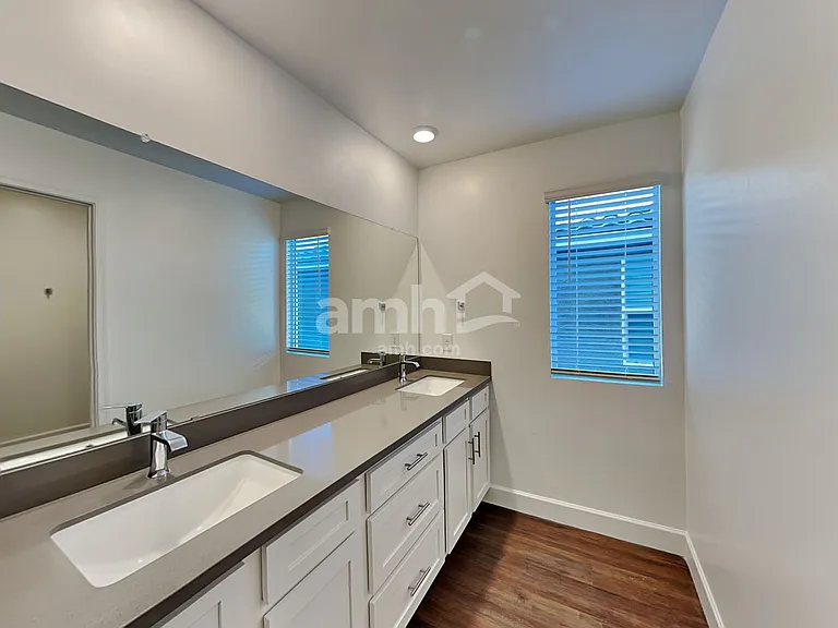 897 Heritage Blvd — Photo 19