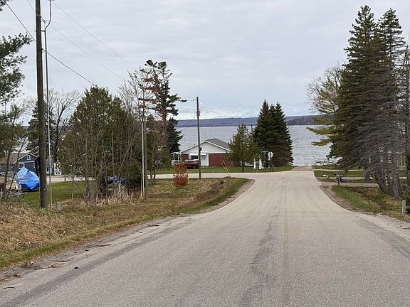 5th image of 6809 Needles Rd