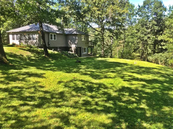 2127 E Woodstock Road, Woodstock, VT 05091