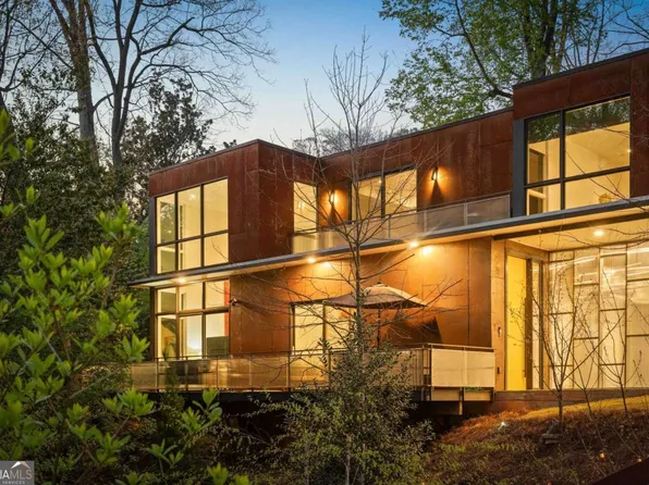 1944 McLendon Ave NE, Atlanta, GA 30307