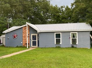 607 NE 3rd St, Havana, FL 32333