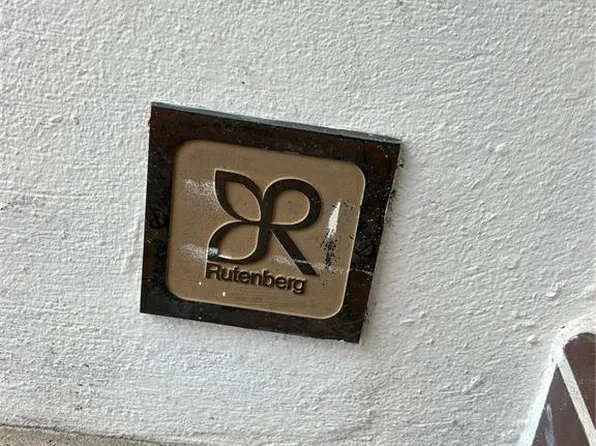 6901 15th Avenue Dr W, Bradenton, FL 34209