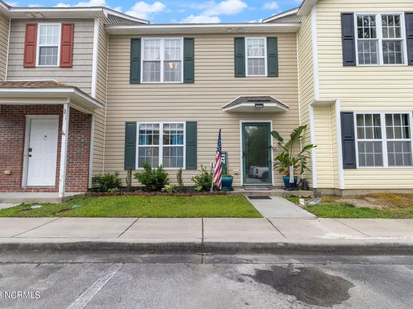 211 Blackhawk Trail, Havelock, NC 28532