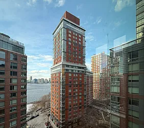 2 River Terrace, #11L