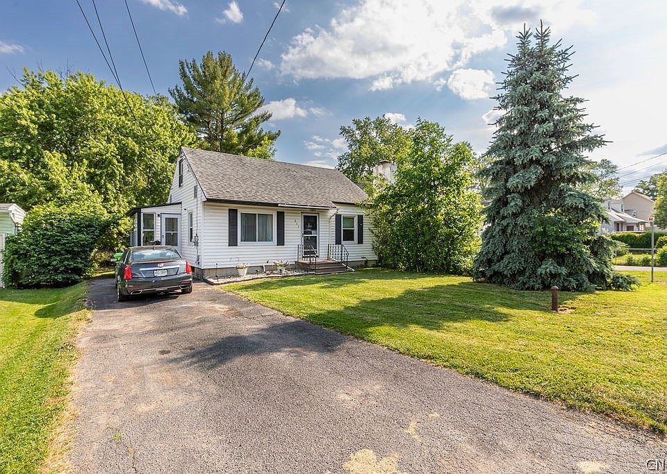 1st image of 311 Garden City Dr