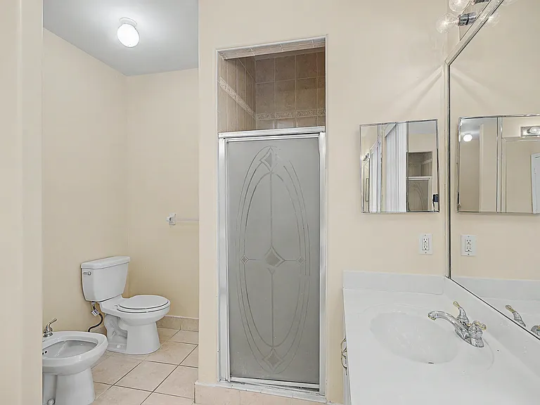 15339 SW 32nd Ter — Photo 18