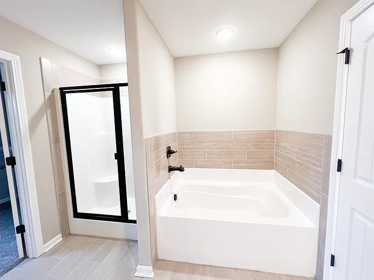 108 Woodtrace Ct — Photo 15
