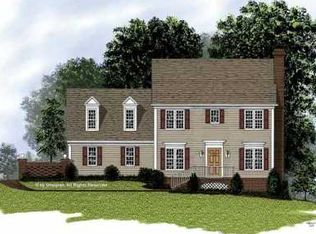 16 Berry Dr, Westerly, RI 02891