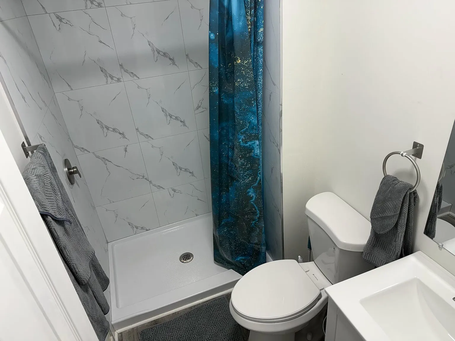 4 bed, 4.0 bath, 1809 sqft, $1,222 — Photo 4