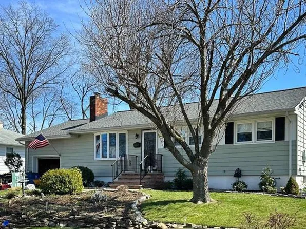 187 Grandview Ave, Piscataway, NJ 08854