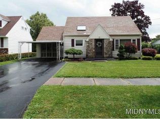 1229 Hillview Dr, Utica, NY 13501