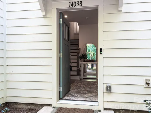 14038 Felix Ln, Charlotte, NC 28277