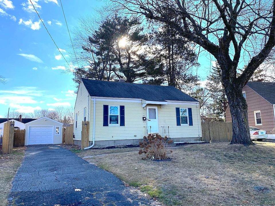 1st image of 31 Millbrook Drive