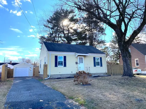 31 Millbrook Drive, East Hartford, CT 06118