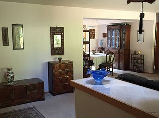 8220 Hansen Rd NE, Bainbridge Island, WA 98110