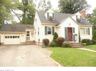 36 Barry Rd, Manchester, CT 06042