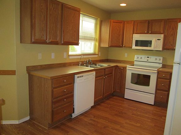 3rd image of 1281 E Ocean Shores Blvd SW