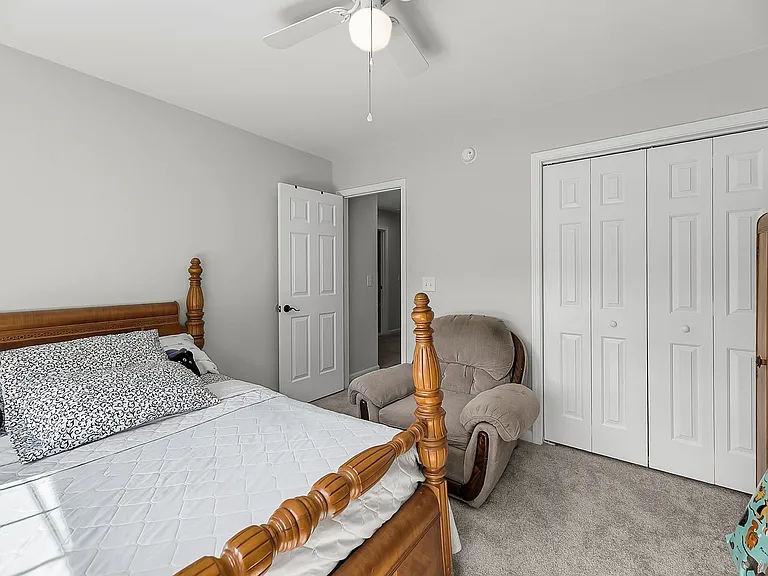 8725 Evangeline Dr — Photo 31