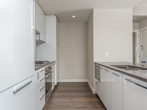 5th image of 5687 Gray Ave #1XX