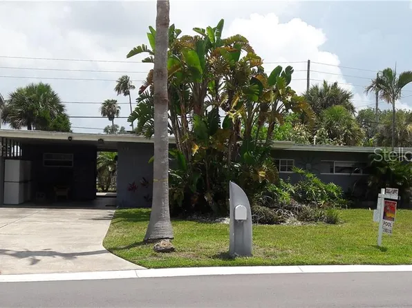 110 1st St Unit C, Belleair Beach, FL 33786
