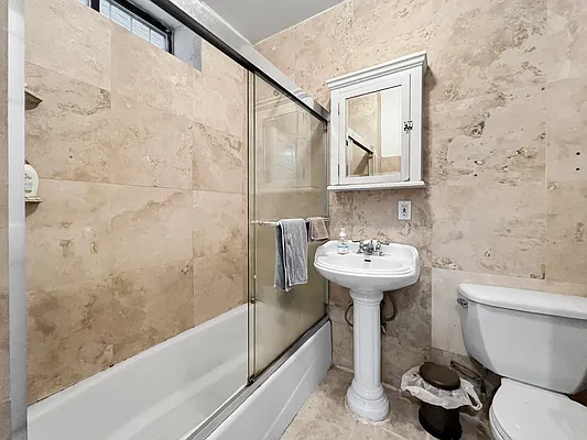 Rented by Skyward | media 33