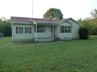 104 S Lincoln Rd, Fayetteville, TN 37334