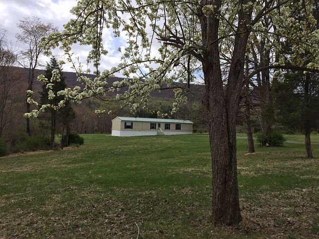 1st image of 158 Buskirk Ln