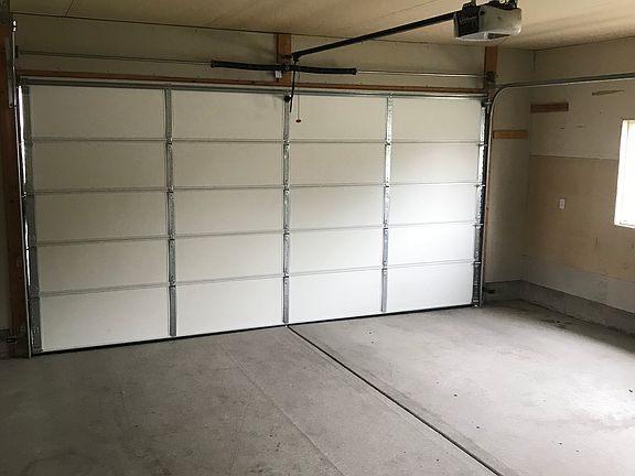 two car garage 