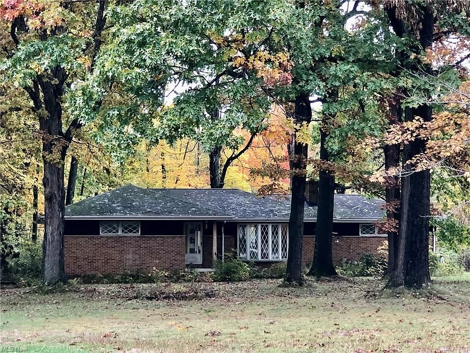 1st image of 9098 Westwood Dr