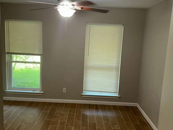 3rd image of 7126 Lugary Dr