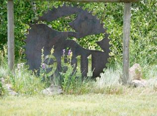 9511 Powderhouse Rd, Cheyenne, WY 82009