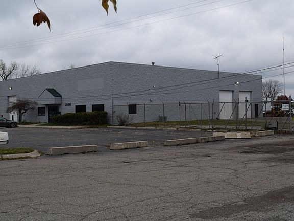 3rd image of 20800 Coolidge Hwy