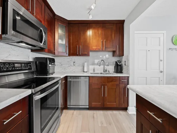 1839 Middle River Drive #105, Fort Lauderdale, FL 33305